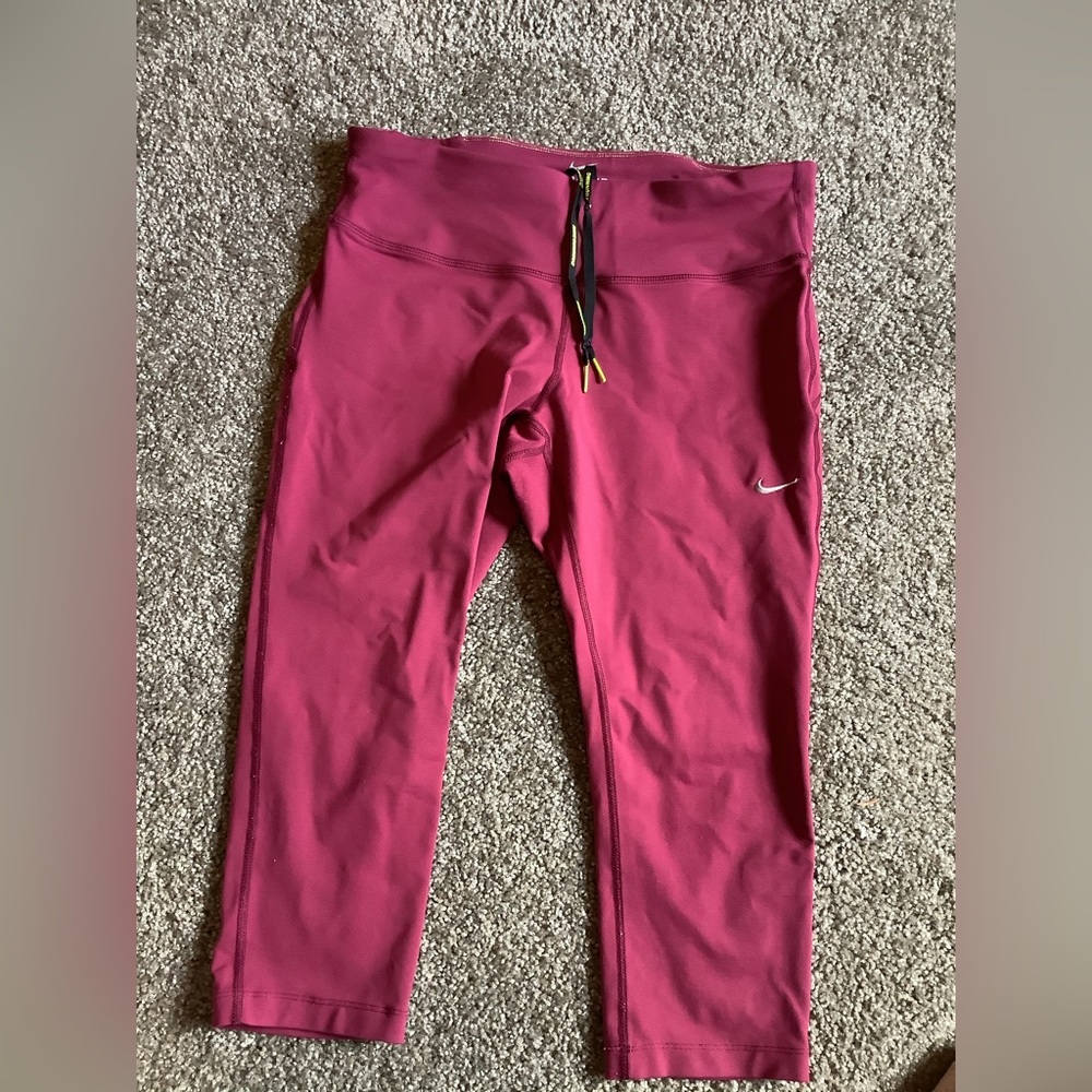 Woman’s Nike Dri-fit athletic leggings